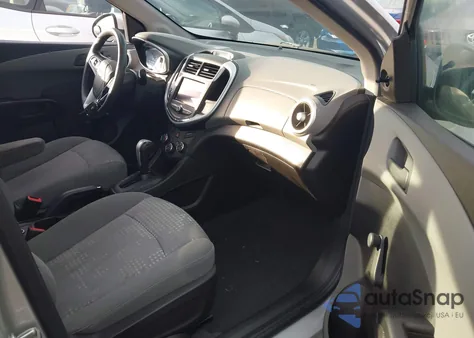 2020 Chevrolet Sonic Fwd 1Fl 5-Door from USA, damaged, VIN 1G1JG6SB5L4129309